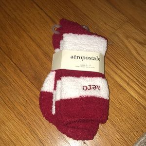 NWT Aeropostale Fuzzy Socks